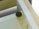 фрагмент каркасу всередині коробу для зберігання тахти Катманду