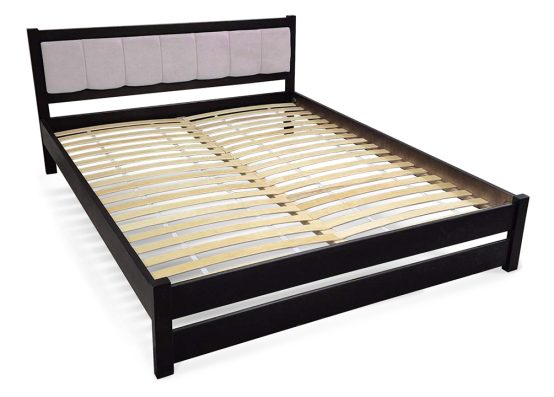 ліжко Еріка з м'яким узголів'ям, основа під матрац - дерев'яні ламелі. Матрацом ліжко не комплектується